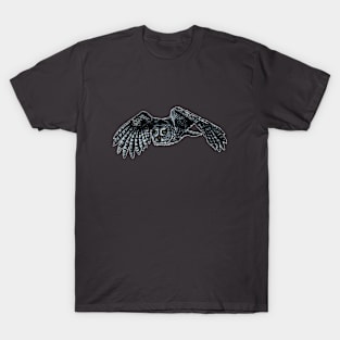 Great Grey Owl in flight T-Shirt